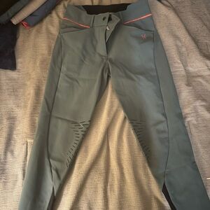 Horse Pilot breeches size M